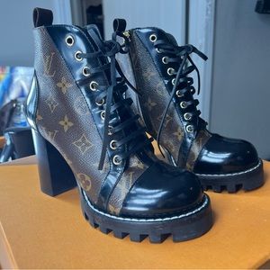 COPY - LV Star Trail Ankle boots